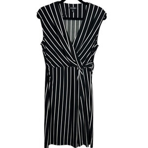 Roz & Ali Faux Wrap Black and White Stripe Knee Length Sleeveless Dress Size M
